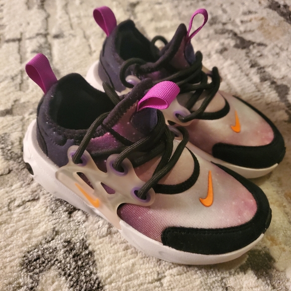 galaxy nike presto